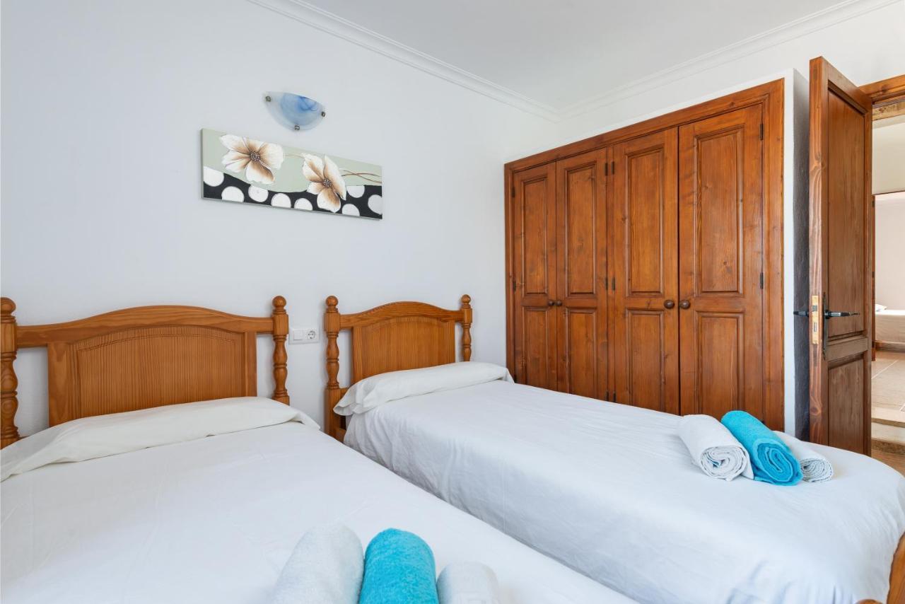 Villa Pou D,Ambroitx, Pool And Sea Views In Alcudia Exterior foto